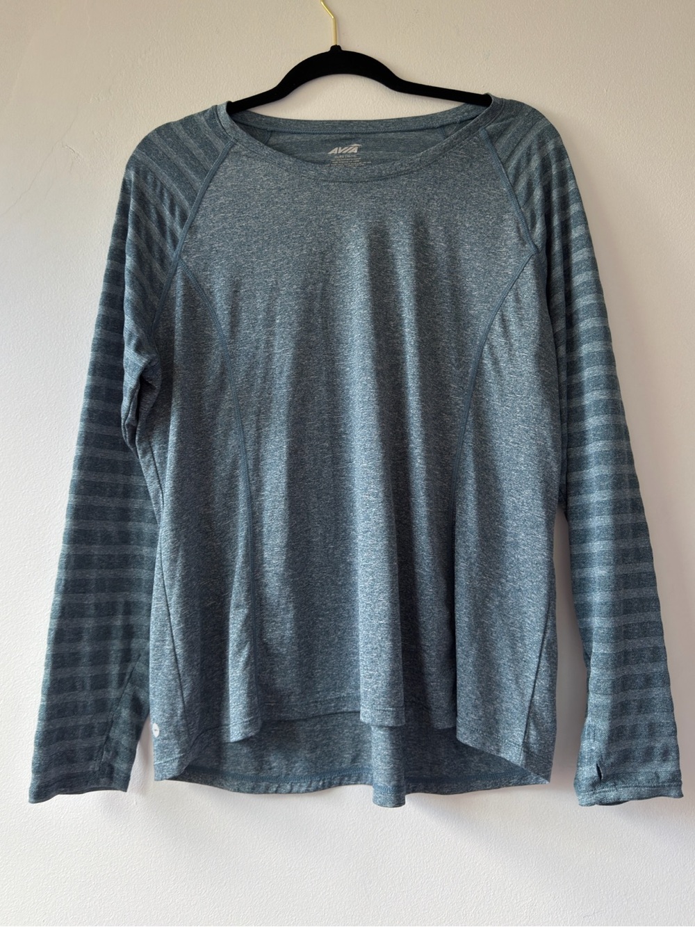 Avia Women's Heathered Blue Long-Sleeve Performance Tee Size XL